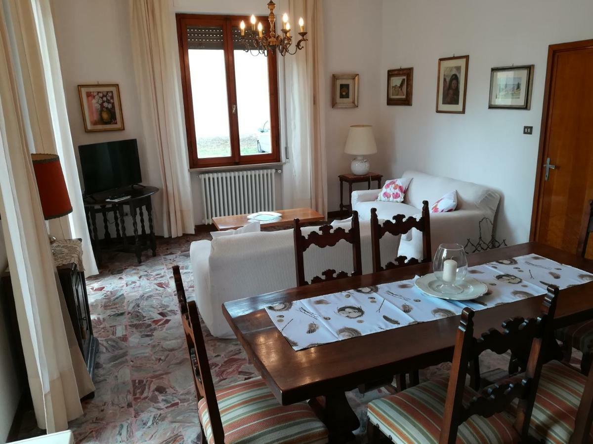 אסיסי Villa Gina מראה חיצוני תמונה