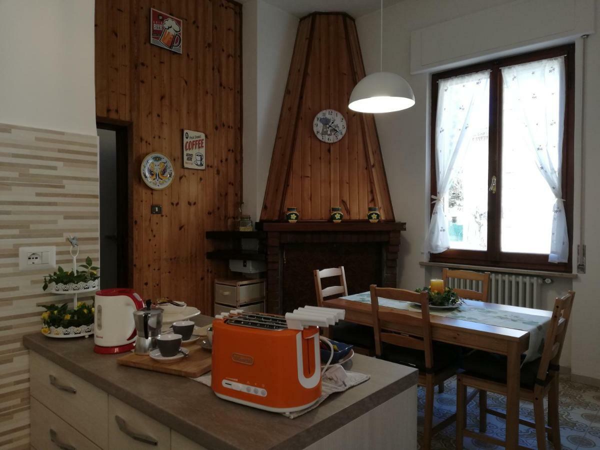 אסיסי Villa Gina מראה חיצוני תמונה